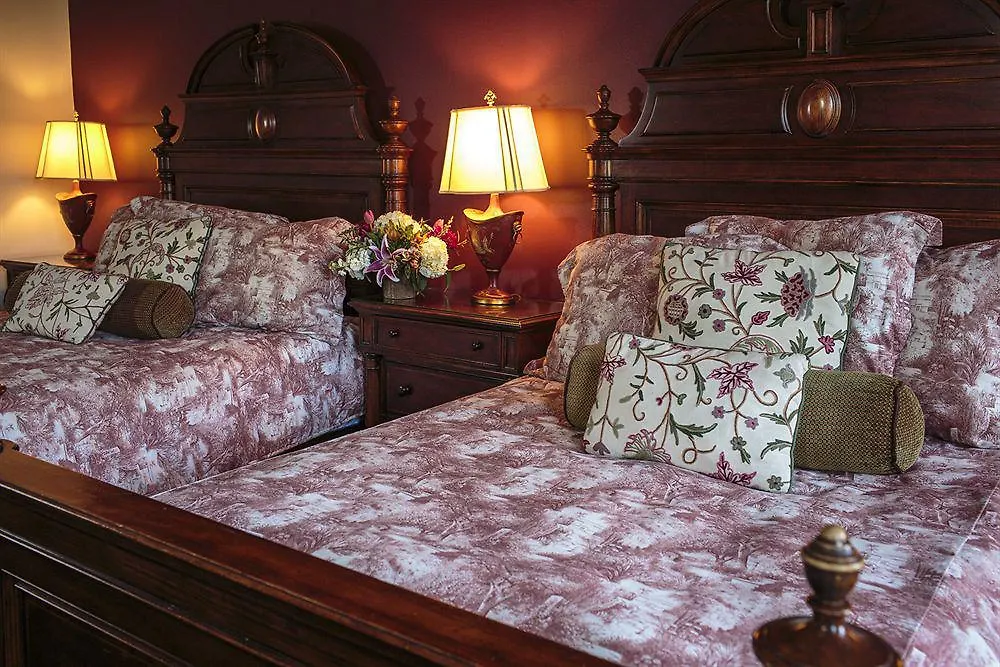 East Bay Inn, Historic Inns Of Savannah Collection