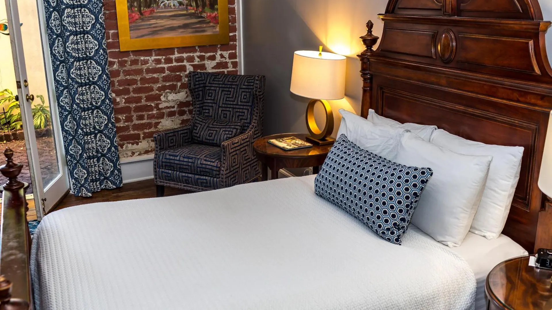 *** Hotel East Bay Inn, Historic Inns Of Savannah Collection United States