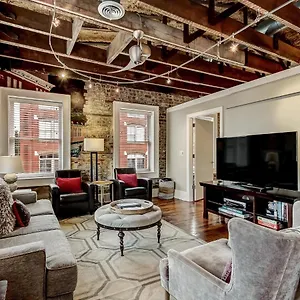 Broughton Corner Loft Savannah