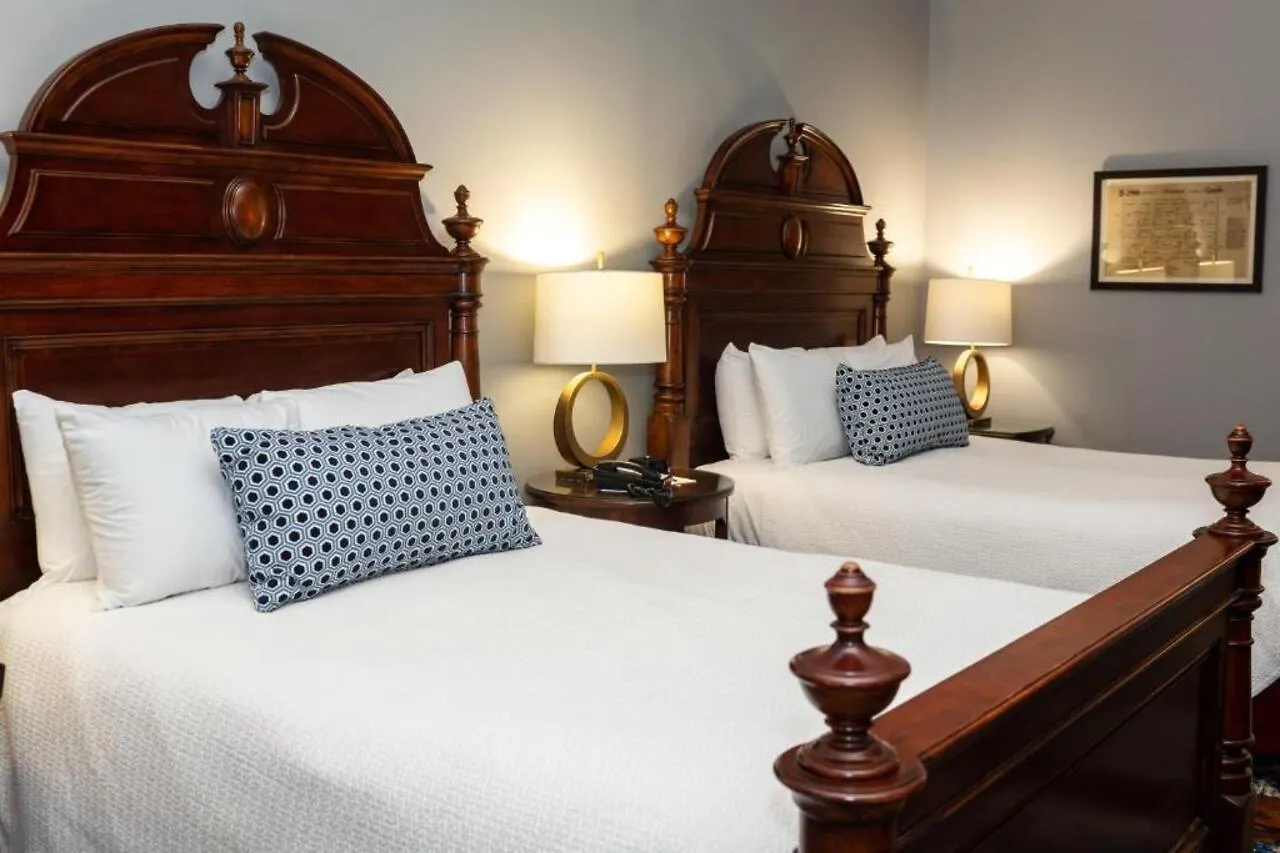 Hotel East Bay Inn, Historic Inns Of Savannah Collection