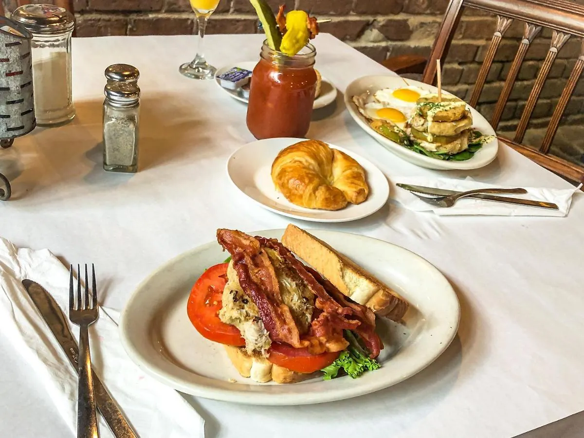 Hotel East Bay Inn, Historic Inns Of Savannah Collection